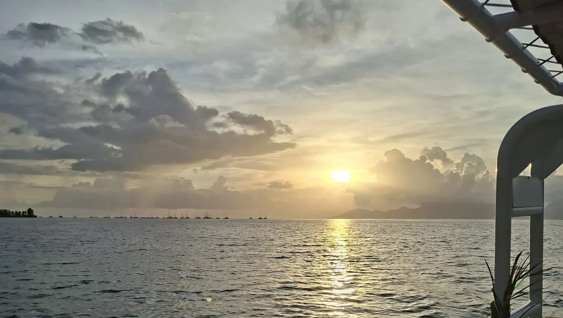 chilling sunset moorea