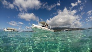Tahiti Chilling Boat place picture